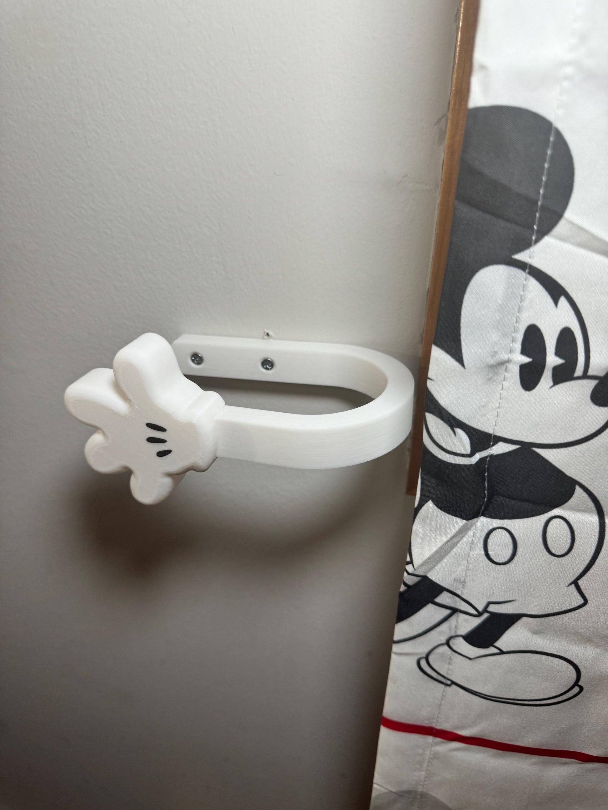 Mickey Glove Curtain Holdbacks, Boy Mouse Glove, micky Hand, Curtain Holdback, micky room, Disney Characters, Disney, Disney room,