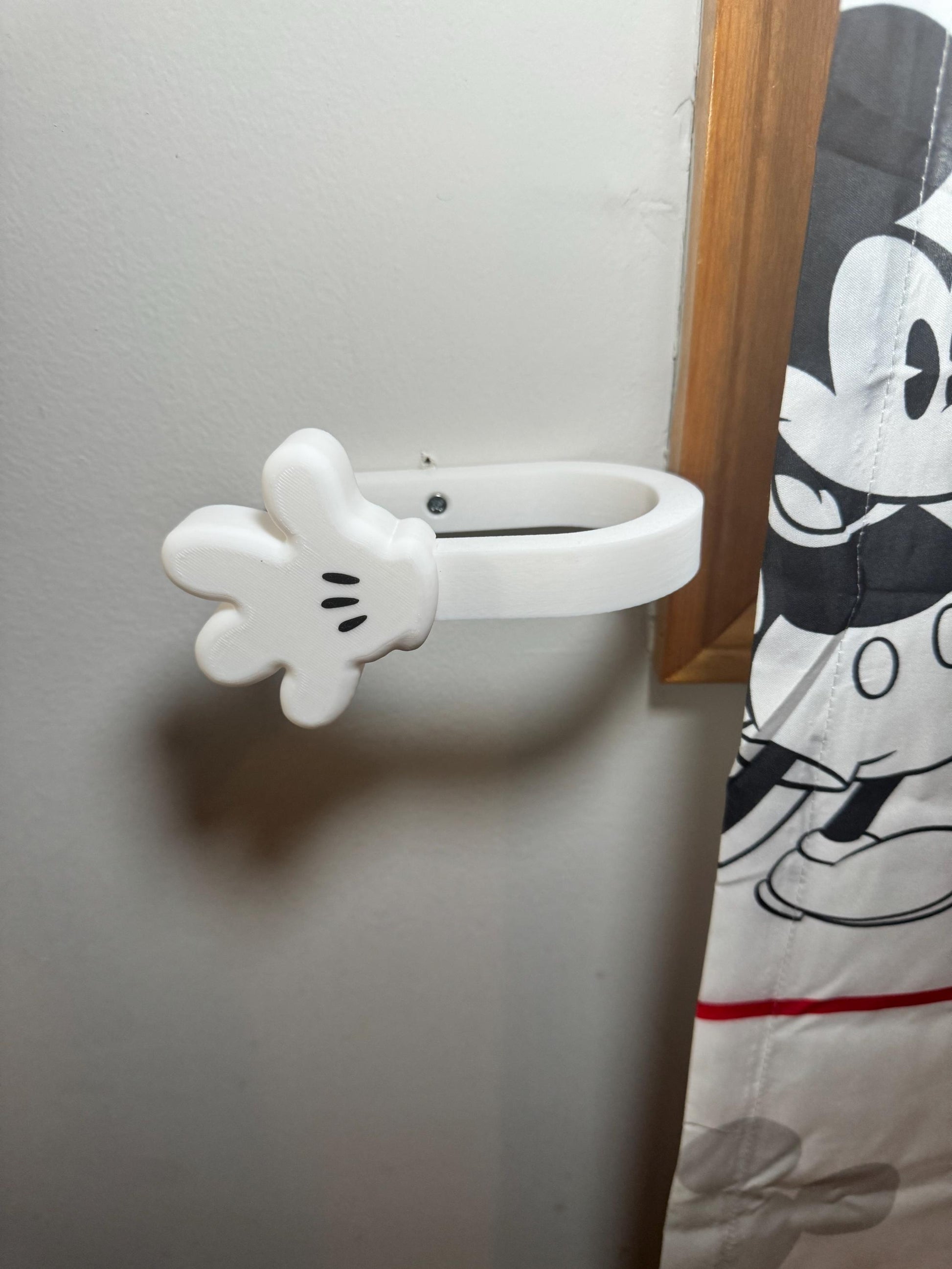 Mickey Glove Curtain Holdbacks, Boy Mouse Glove, micky Hand, Curtain Holdback, micky room, Disney Characters, Disney, Disney room,