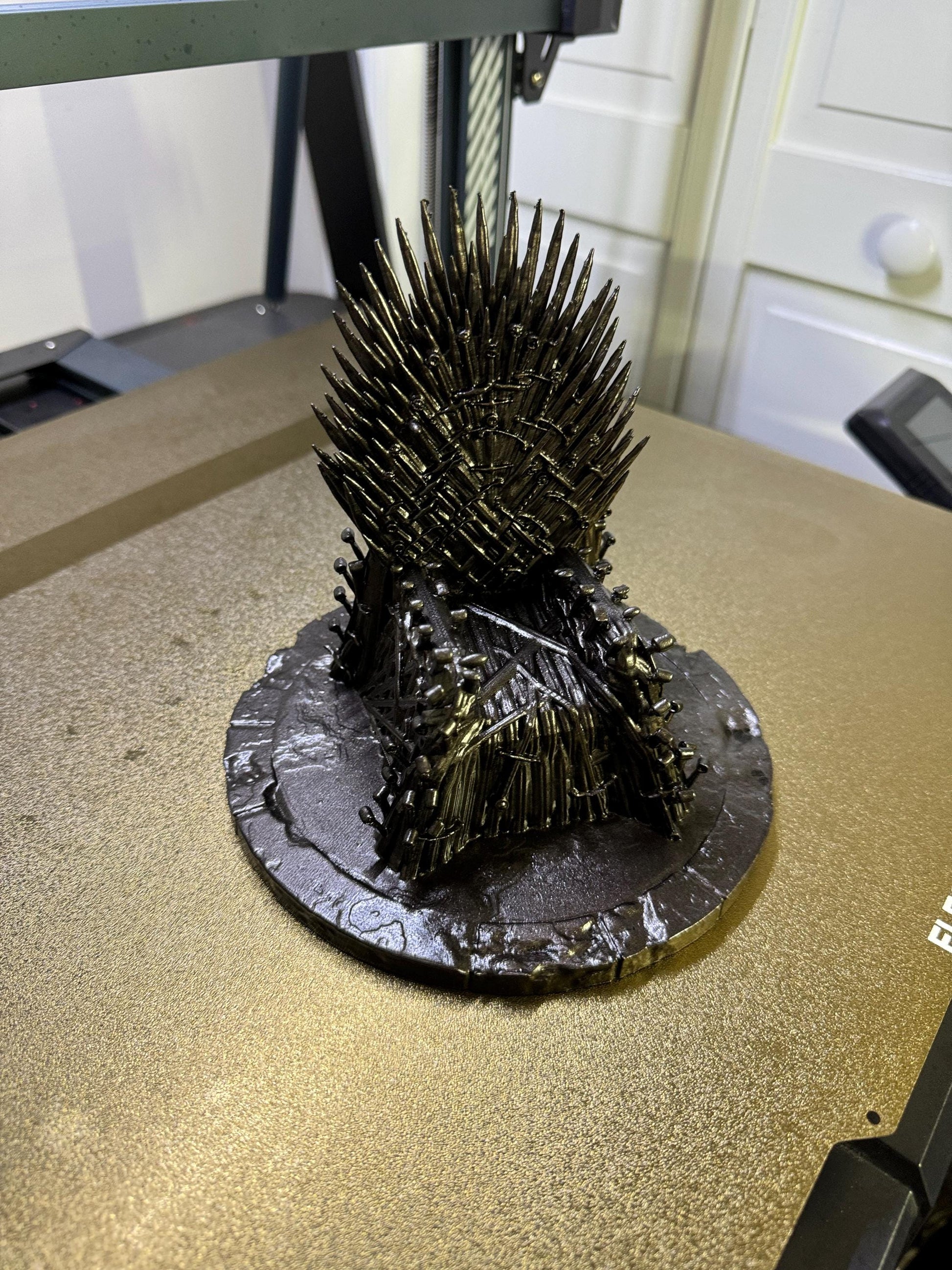 The Iron Throne Tabletop Decorative Statue, Medieval decor, Game of Thrones, Iron Throne, House of the Dragon, Throne replica, Fantasy toy,